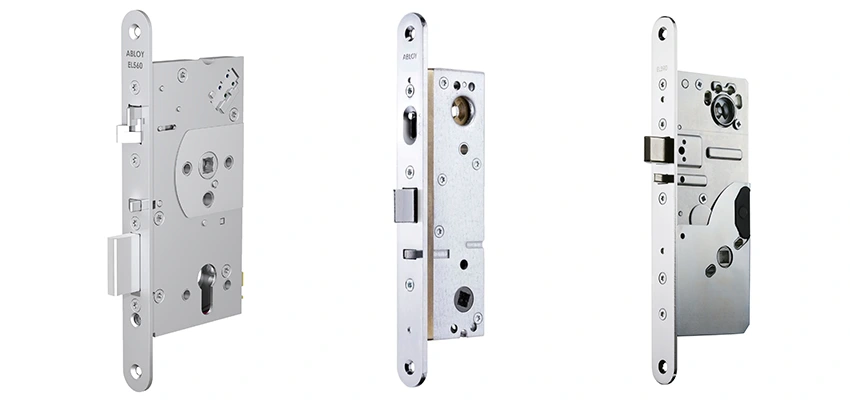 ASSA-Abloy Locks Hinge Repair in Corte Madera, California